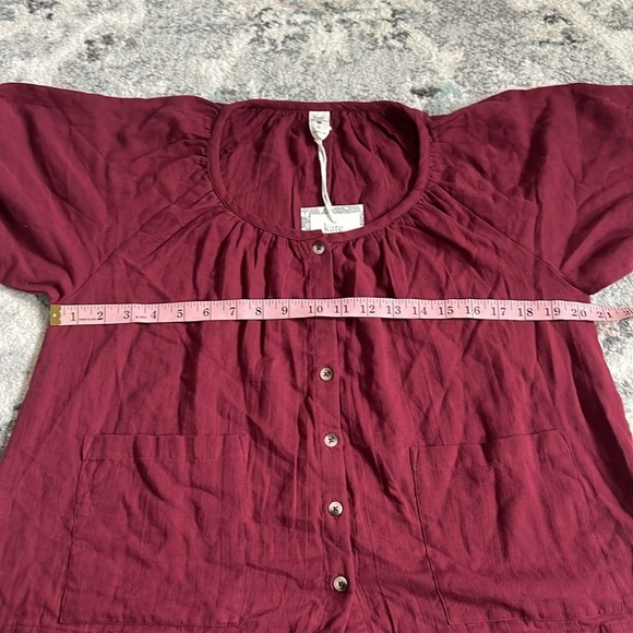 Kate quinn Button Top - Picture 12 of 13